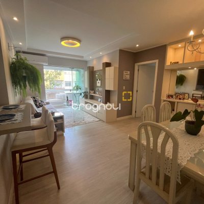 Apartamento com 91m², 3 quartos (sendo 1 suíte), 1 garagem, no bairro Córrego Grande em Florianópolis