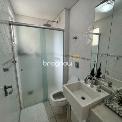 Apartamento com 91m², 3 quartos (sendo 1 suíte), 1 garagem, no bairro Córrego Grande em Florianópolis