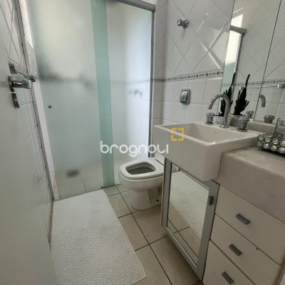 Apartamento com 91m², 3 quartos (sendo 1 suíte), 1 garagem, no bairro Córrego Grande em Florianópolis