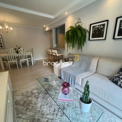 Apartamento com 91m², 3 quartos (sendo 1 suíte), 1 garagem, no bairro Córrego Grande em Florianópolis