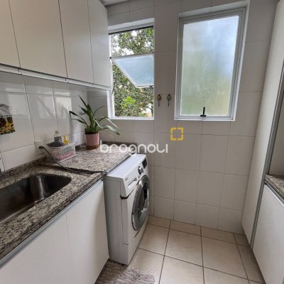 Apartamento com 91m², 3 quartos (sendo 1 suíte), 1 garagem, no bairro Córrego Grande em Florianópolis