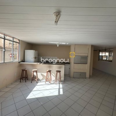 Apartamento com 53m², 2 quartos, 1 garagem, no bairro Ipiranga em São José