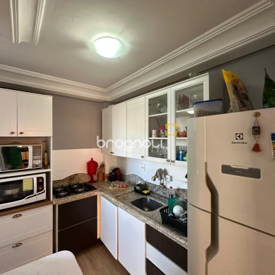 Apartamento com 53m², 2 quartos, 1 garagem, no bairro Ipiranga em São José