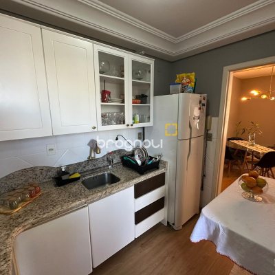 Apartamento com 53m², 2 quartos, 1 garagem, no bairro Ipiranga em São José