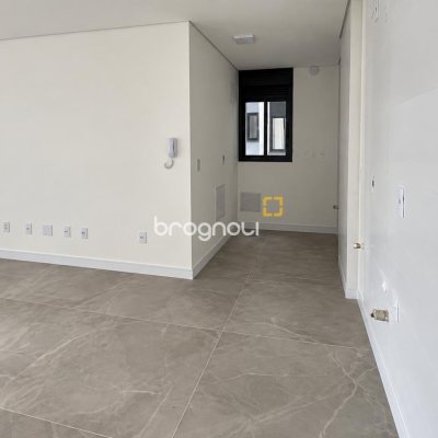 Apartamento com 6619m², 2 quartos (sendo 1 suíte), 1 garagem, no bairro Ingleses em Florianópolis