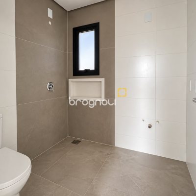 Apartamento com 6619m², 2 quartos (sendo 1 suíte), 1 garagem, no bairro Ingleses em Florianópolis