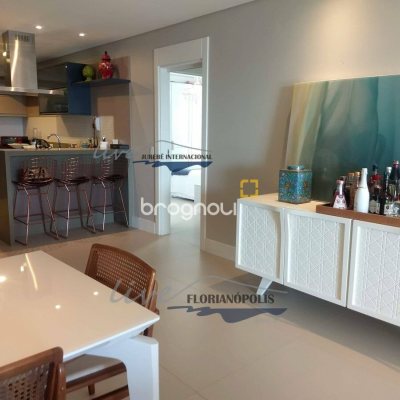 Apartamento com 171m², 3 quartos (sendo 3 suítes), 2 garagens, no bairro Jurerê Internacional em Florianópolis