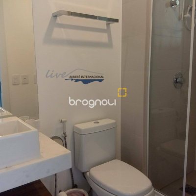 Apartamento com 171m², 3 quartos (sendo 3 suítes), 2 garagens, no bairro Jurerê Internacional em Florianópolis