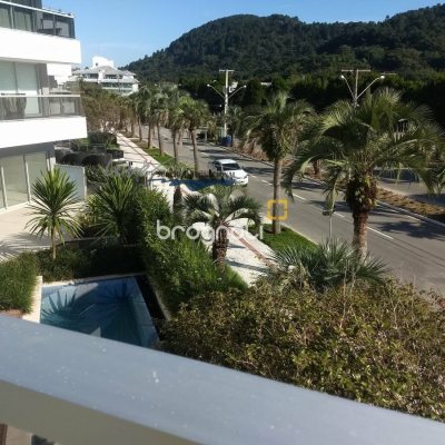 Apartamento com 171m², 3 quartos (sendo 3 suítes), 2 garagens, no bairro Jurerê Internacional em Florianópolis