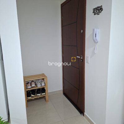 Apartamento com 73m², 2 quartos (sendo 1 suíte), 1 garagem, no bairro Ingleses em Florianópolis