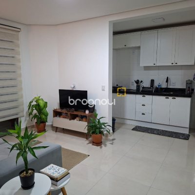 Apartamento com 73m², 2 quartos (sendo 1 suíte), 1 garagem, no bairro Ingleses em Florianópolis