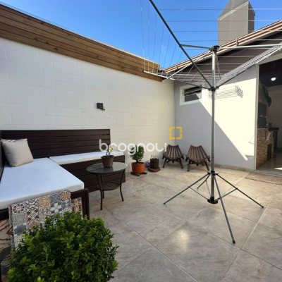 Casa com 148m², 3 quartos (sendo 1 suíte), 1 garagem, no bairro Ingleses em Florianópolis