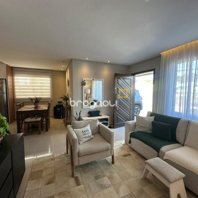 Casa com 148m², 3 quartos (sendo 1 suíte), 1 garagem, no bairro Ingleses em Florianópolis