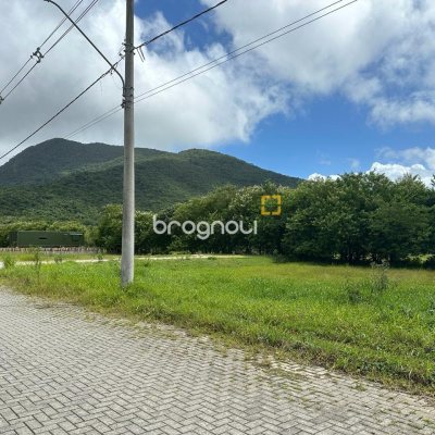 Terreno com 462m², no bairro Ribeirão da Ilha em Florianópolis