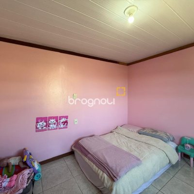 Casa com 83m², 2 quartos, 2 garagens, no bairro Saco dos Limões em Florianópolis
