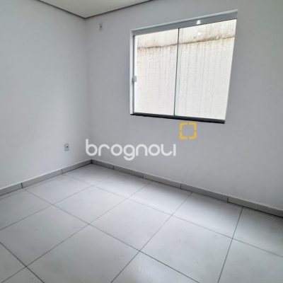 Apartamento com 50m², 2 quartos (sendo 1 suíte), 1 garagem, no bairro Ingleses em Florianópolis