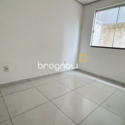 Apartamento com 50m², 2 quartos (sendo 1 suíte), 1 garagem, no bairro Ingleses em Florianópolis