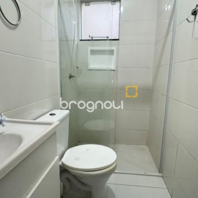 Apartamento com 50m², 2 quartos (sendo 1 suíte), 1 garagem, no bairro Ingleses em Florianópolis