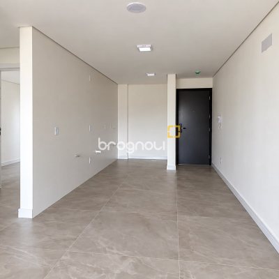 Apartamento com 62m², 2 quartos (sendo 1 suíte), 1 garagem, no bairro Ingleses em Florianópolis