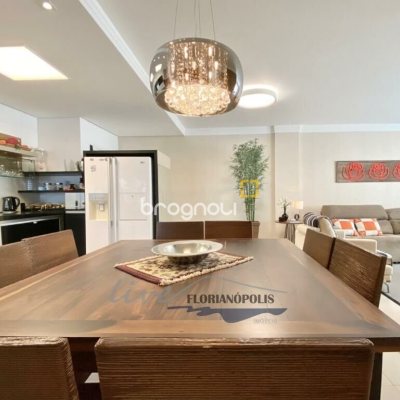 Apartamento com 127m², 3 quartos (sendo 3 suítes), 2 garagens, no bairro Jurerê em Florianópolis