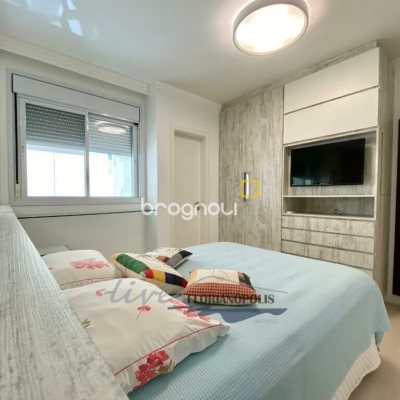 Apartamento com 127m², 3 quartos (sendo 3 suítes), 2 garagens, no bairro Jurerê em Florianópolis
