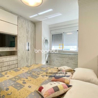 Apartamento com 127m², 3 quartos (sendo 3 suítes), 2 garagens, no bairro Jurerê em Florianópolis