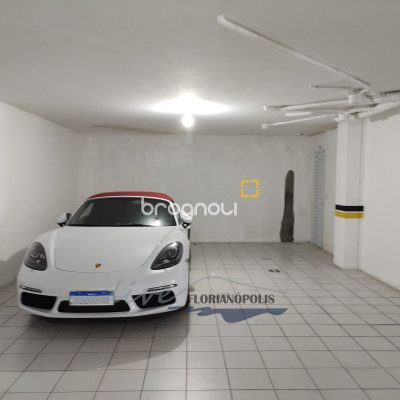 Apartamento com 127m², 3 quartos (sendo 3 suítes), 2 garagens, no bairro Jurerê em Florianópolis