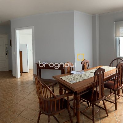 Apartamento com 99m², 2 quartos, 1 garagem, no bairro Centro em Florianópolis