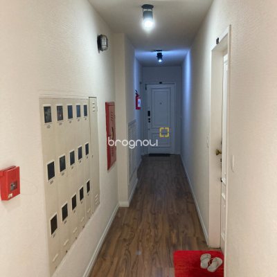 Apartamento com 99m², 2 quartos, 1 garagem, no bairro Centro em Florianópolis