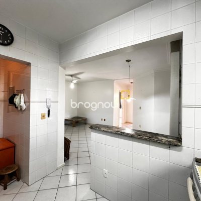 Apartamento com 74m², 2 quartos (sendo 1 suíte), 1 garagem, no bairro Coqueiros em Florianópolis