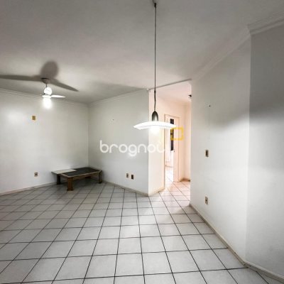 Apartamento com 74m², 2 quartos (sendo 1 suíte), 1 garagem, no bairro Coqueiros em Florianópolis