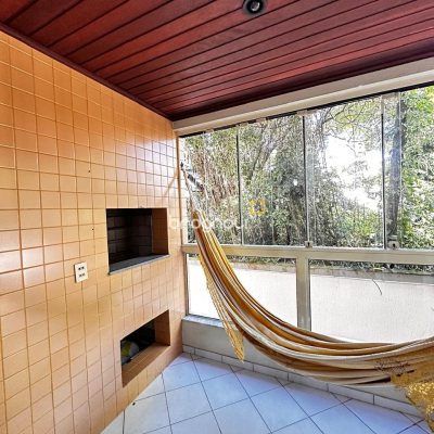 Apartamento com 74m², 2 quartos (sendo 1 suíte), 1 garagem, no bairro Coqueiros em Florianópolis