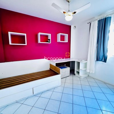 Apartamento com 74m², 2 quartos (sendo 1 suíte), 1 garagem, no bairro Coqueiros em Florianópolis