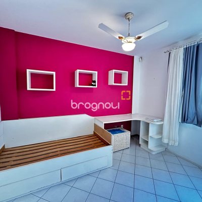 Apartamento com 74m², 2 quartos (sendo 1 suíte), 1 garagem, no bairro Coqueiros em Florianópolis