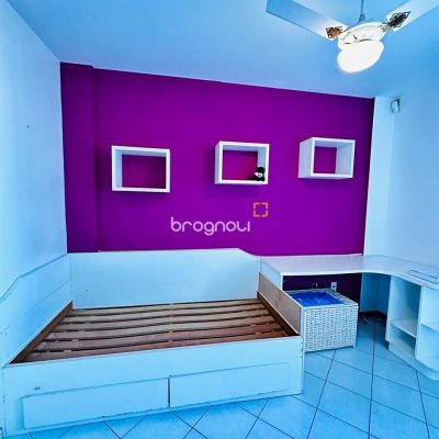 Apartamento com 74m², 2 quartos (sendo 1 suíte), 1 garagem, no bairro Coqueiros em Florianópolis