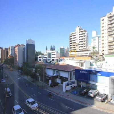 Sala com 55m², no bairro Centro em Florianópolis