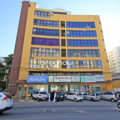 Sala com 55m², no bairro Centro em Florianópolis