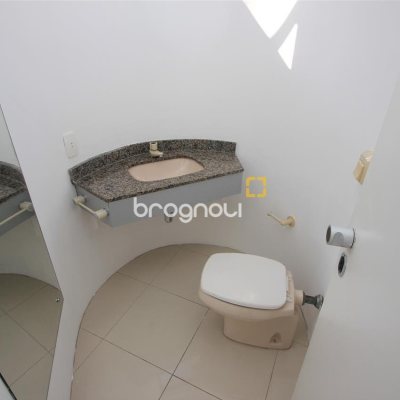 Sala com 55m², no bairro Centro em Florianópolis