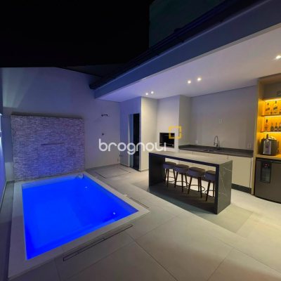 Casa com 68m², 2 quartos, 1 garagem, no bairro Potecas em São José