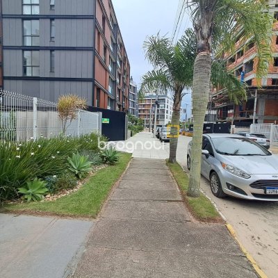 Apartamento com 103m², 2 quartos, 1 garagem, no bairro Jurerê em Florianópolis