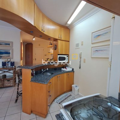 Apartamento com 103m², 2 quartos, 1 garagem, no bairro Jurerê em Florianópolis