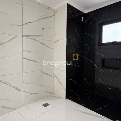 Casa com 110m², 3 quartos (sendo 2 suítes), 1 garagem, no bairro Ingleses em Florianópolis