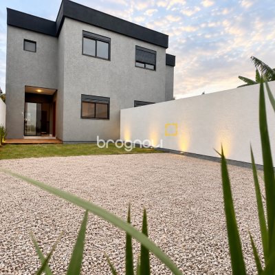 Casa com 110m², 3 quartos (sendo 2 suítes), 1 garagem, no bairro Ingleses em Florianópolis
