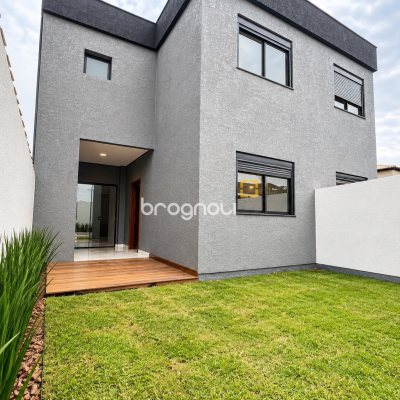 Casa com 110m², 3 quartos (sendo 2 suítes), 1 garagem, no bairro Ingleses em Florianópolis