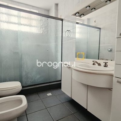Apartamento com 131m², 3 quartos, 1 garagem, no bairro Centro em Florianópolis