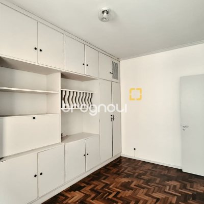 Apartamento com 131m², 3 quartos, 1 garagem, no bairro Centro em Florianópolis