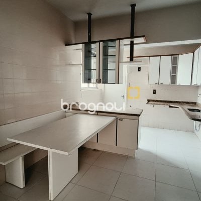 Apartamento com 131m², 3 quartos, 1 garagem, no bairro Centro em Florianópolis