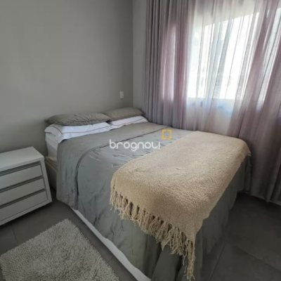 Casa com 79m², 2 quartos (sendo 2 suítes), 1 garagem, no bairro Cachoeira do Bom Jesus em Florianópolis