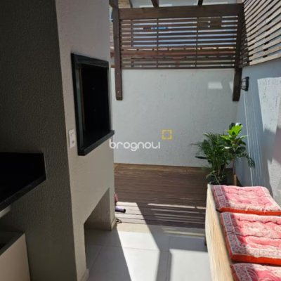 Casa com 79m², 2 quartos (sendo 2 suítes), 1 garagem, no bairro Cachoeira do Bom Jesus em Florianópolis