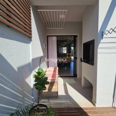 Casa com 79m², 2 quartos (sendo 2 suítes), 1 garagem, no bairro Cachoeira do Bom Jesus em Florianópolis